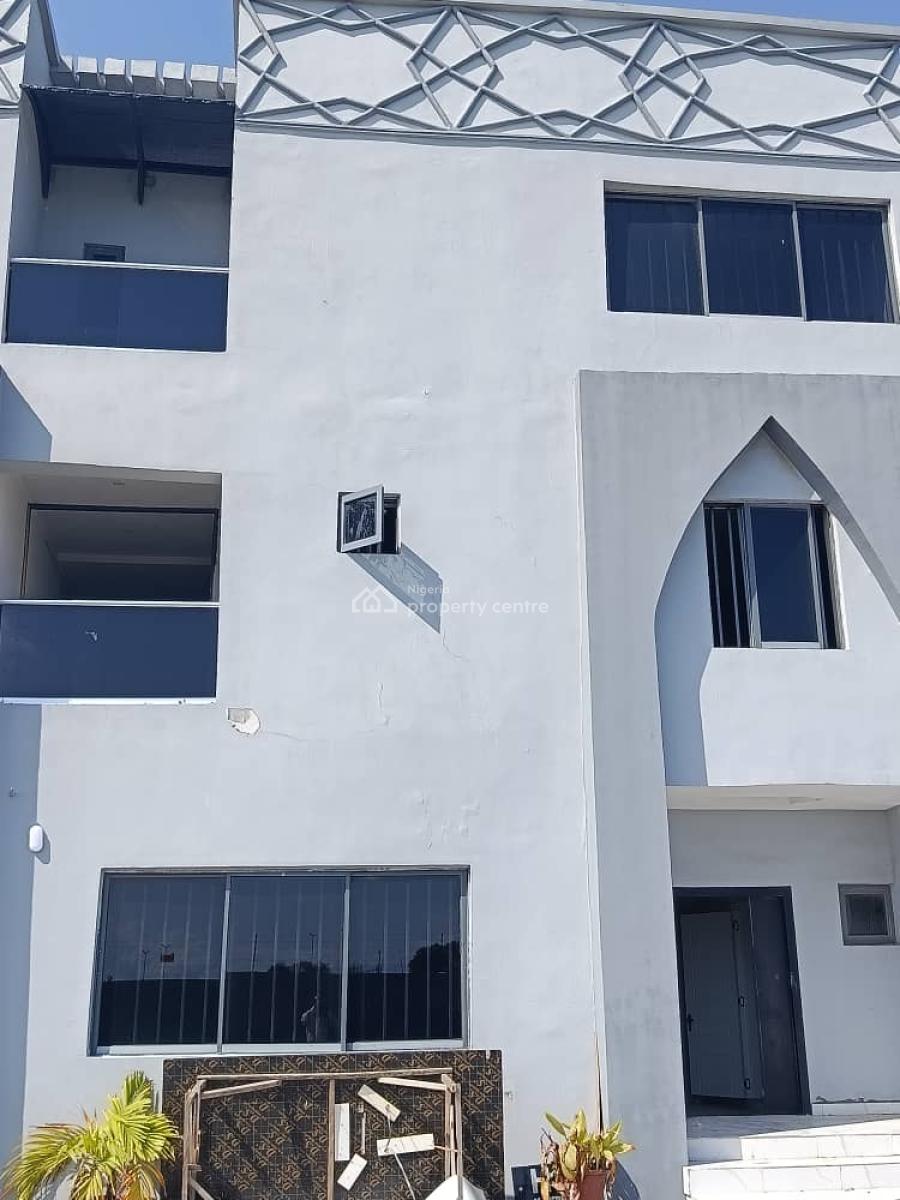 4 Bedroom Duplex with Bq, Lekki, Lagos, Terraced Duplex for Rent