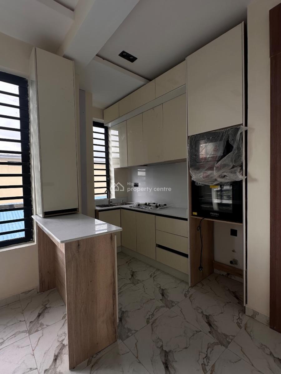 2bedroom Apartment with Pool and Elevator, Orchid, Lekki, Lagos, Flat / Apartment for Sale