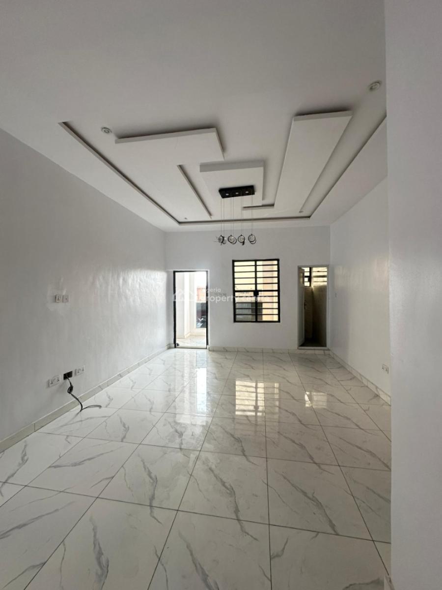 *my Direct*   *very Nice Lovely Built 3 Bedroom Apartment in a Serene, Surulere, Lagos, House for Sale