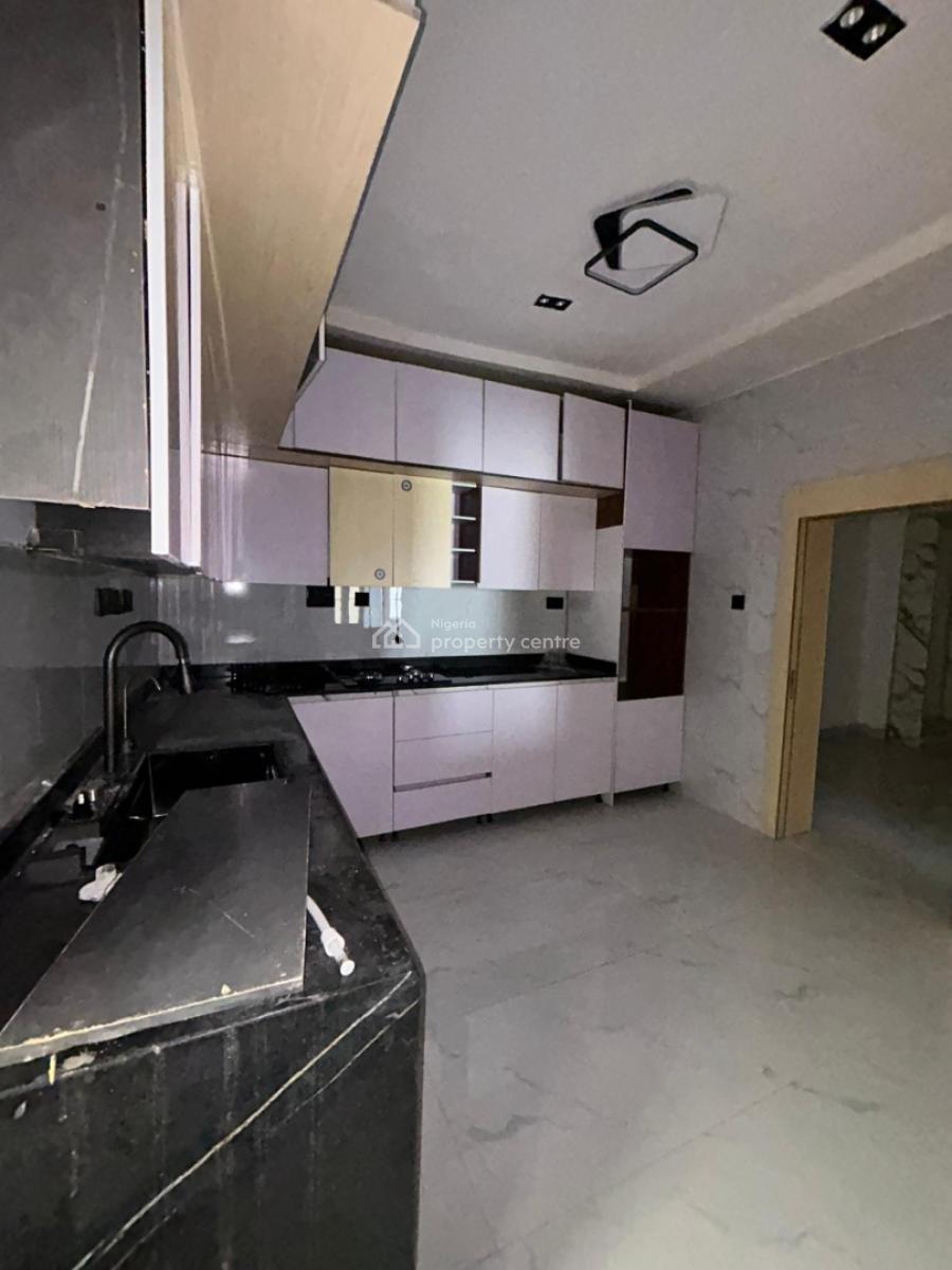 Modestly Finished 3 Bedroom Apartment, Orchid, Lekki, Lagos, Flat / Apartment for Sale