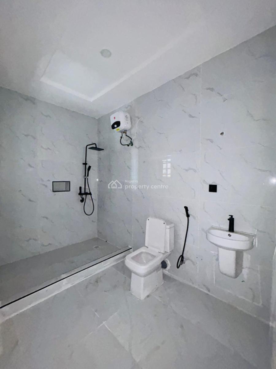 Modestly Finished 3 Bedroom Apartment, Orchid, Lekki, Lagos, Flat / Apartment for Sale