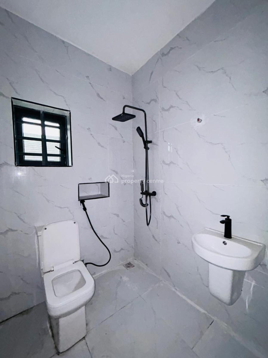 Modestly Finished 3 Bedroom Apartment, Orchid, Lekki, Lagos, Flat / Apartment for Sale