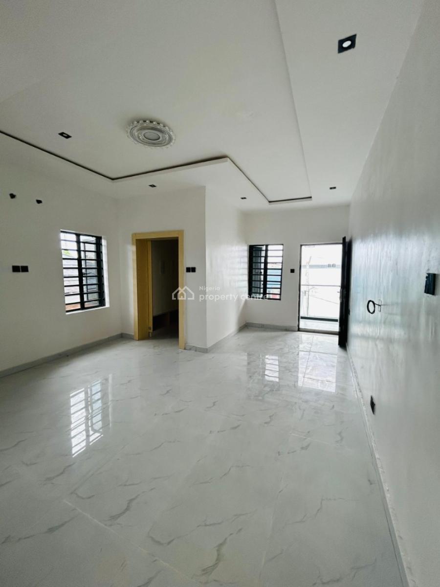 Modestly Finished 3 Bedroom Apartment, Orchid, Lekki, Lagos, Flat / Apartment for Sale