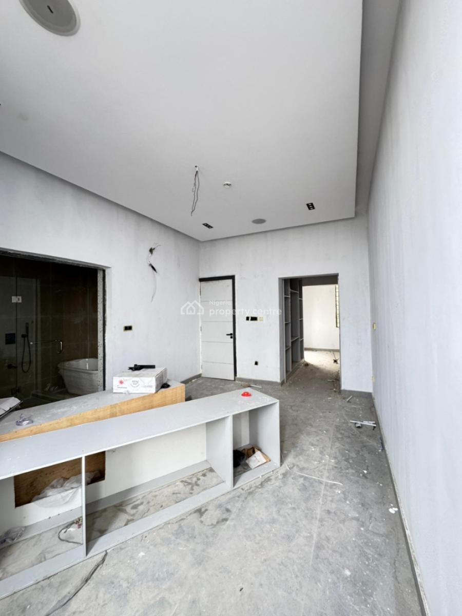 Well Built 4 Bedroom Terrace Duplex with Bq.  Location Surulere Ne, Surulere, Lagos, Terraced Duplex for Sale