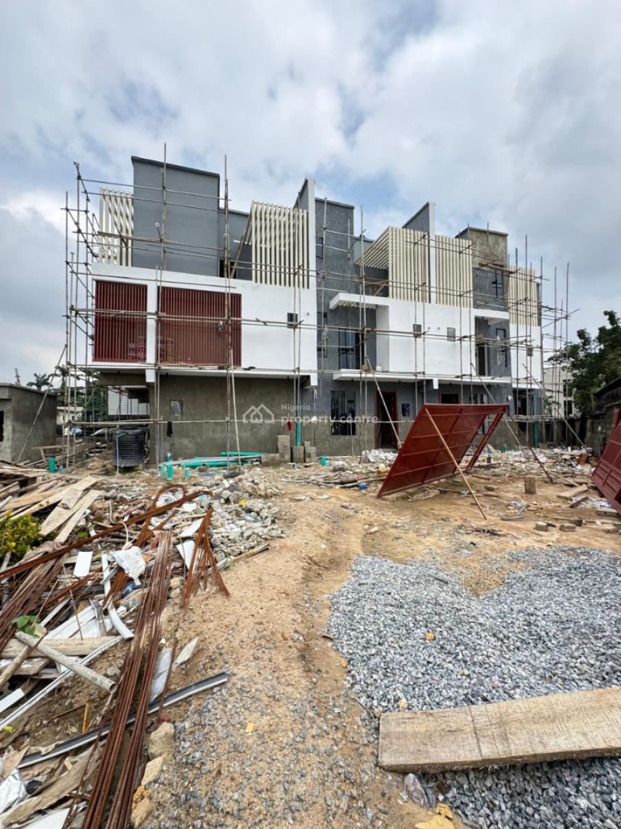Well Built 4 Bedroom Terrace Duplex with Bq.  Location Surulere Ne, Surulere, Lagos, Terraced Duplex for Sale