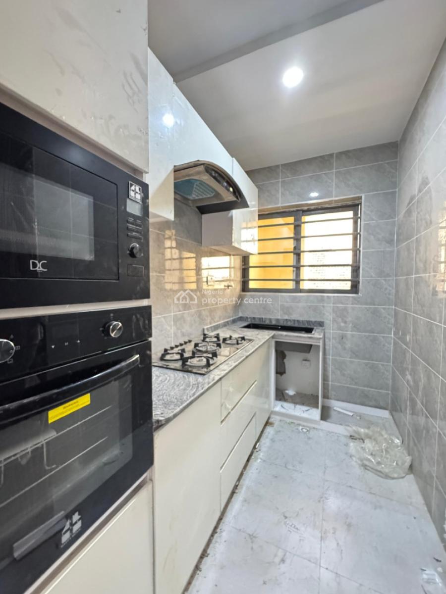 Beautiful Studio &  2 Beds Apartment with C of  in a Good Neighborhood, Few Minutes Drive to Surulere Shoprite Mall, Surulere, Lagos, Flat / Apartment for Sale