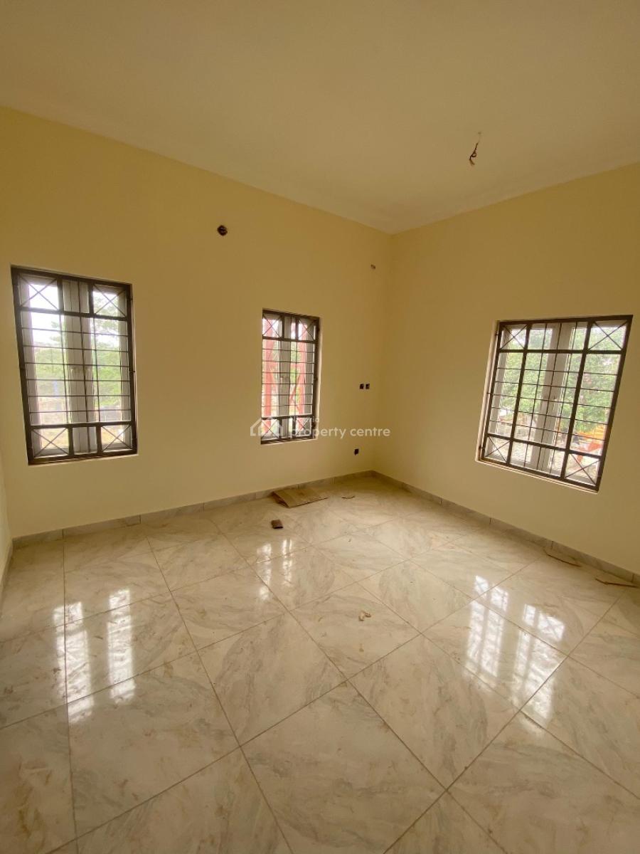 Executive Semi-detached Luxury in Gaduwa  4-bedroom Terraces with Bq, Gaduwa, Abuja, Semi-detached Duplex for Sale