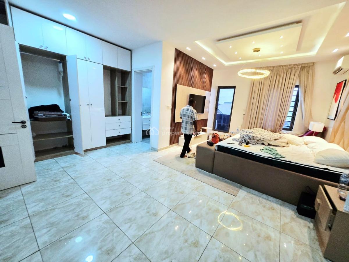 Experience Luxury Living in This Beautifully Furnished 4-bedroom Terr, Lekki Phase 1, Lekki, Lagos, Terraced Duplex for Rent