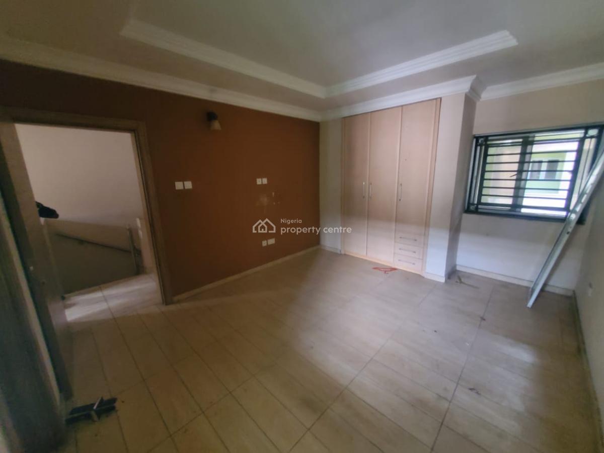 a Well Maintained 4 Bedroom Terrace Duplex, Lekki, Lagos, Terraced Duplex for Sale