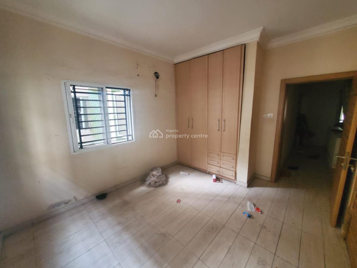 a Well Maintained 4 Bedroom Terrace Duplex, Lekki, Lagos, Terraced Duplex for Sale