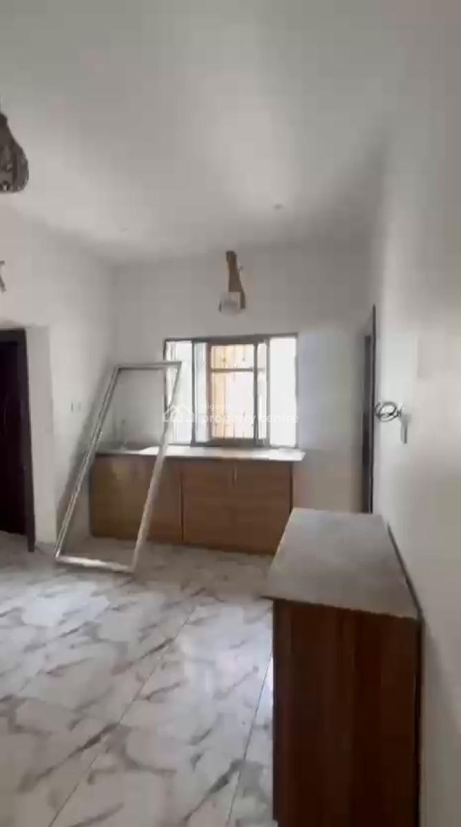 Spacious 2-bedroom Apartment, Orchid, Lekki, Lagos, Flat / Apartment for Rent