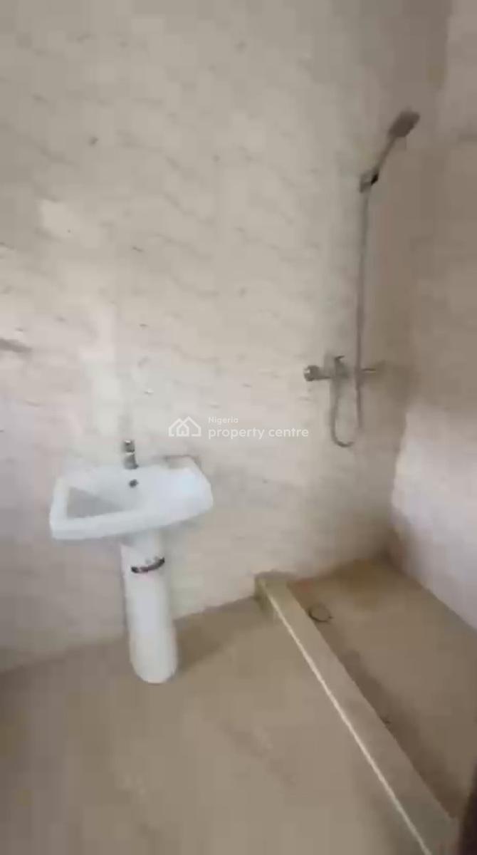 Spacious 2-bedroom Apartment, Orchid, Lekki, Lagos, Flat / Apartment for Rent