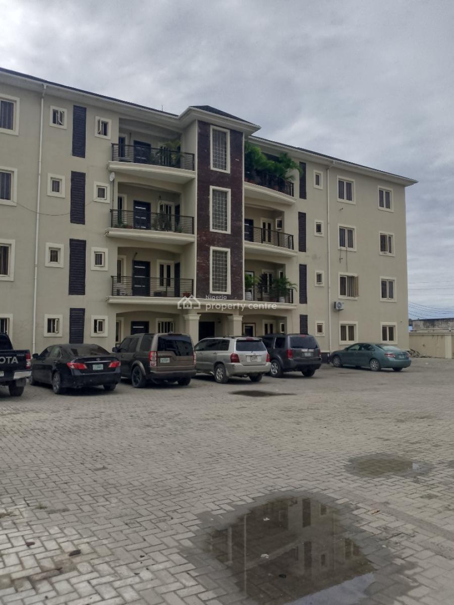 Very Spacious and Newly Out 3bedroom, Ilaje Mobile Road, Ajah, Lagos, Flat / Apartment for Rent