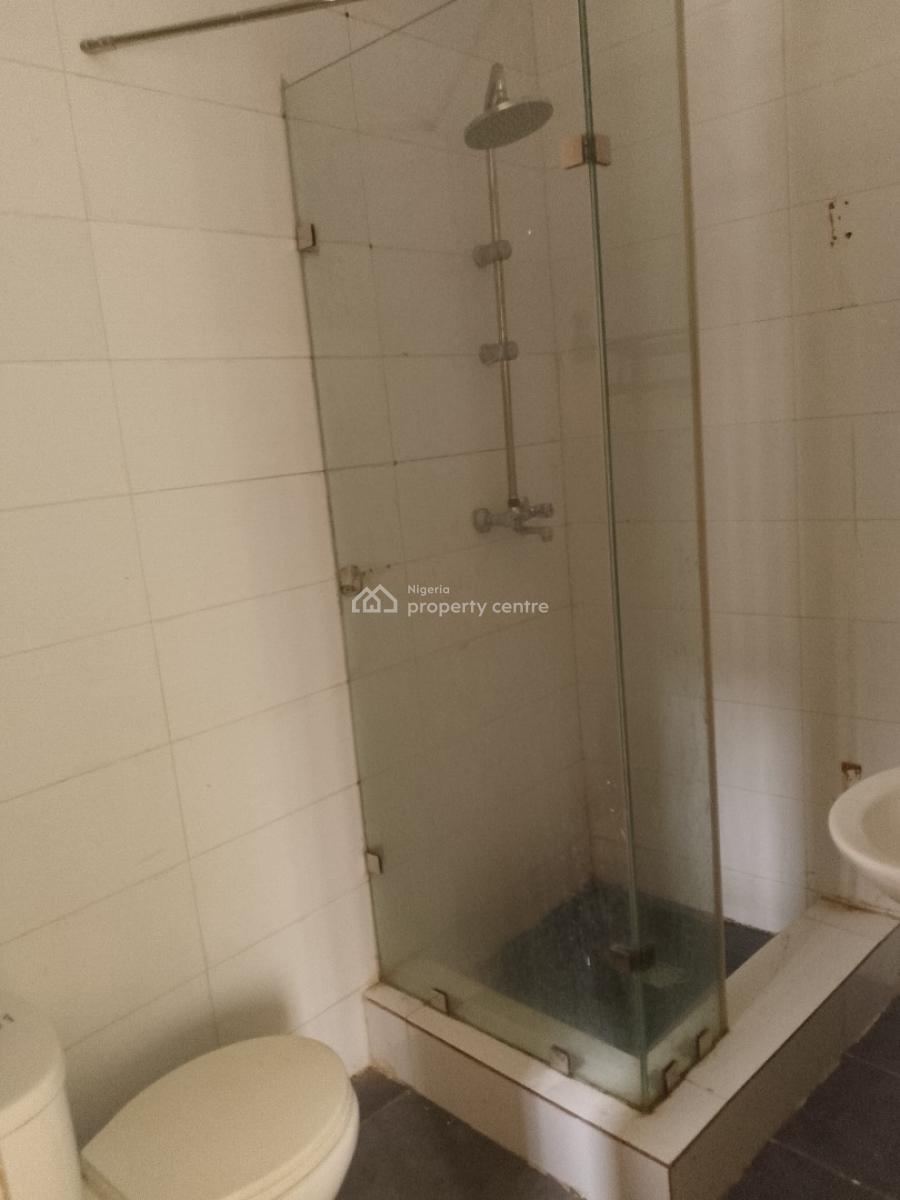 Very Spacious and Newly Out 3bedroom, Ilaje Mobile Road, Ajah, Lagos, Flat / Apartment for Rent