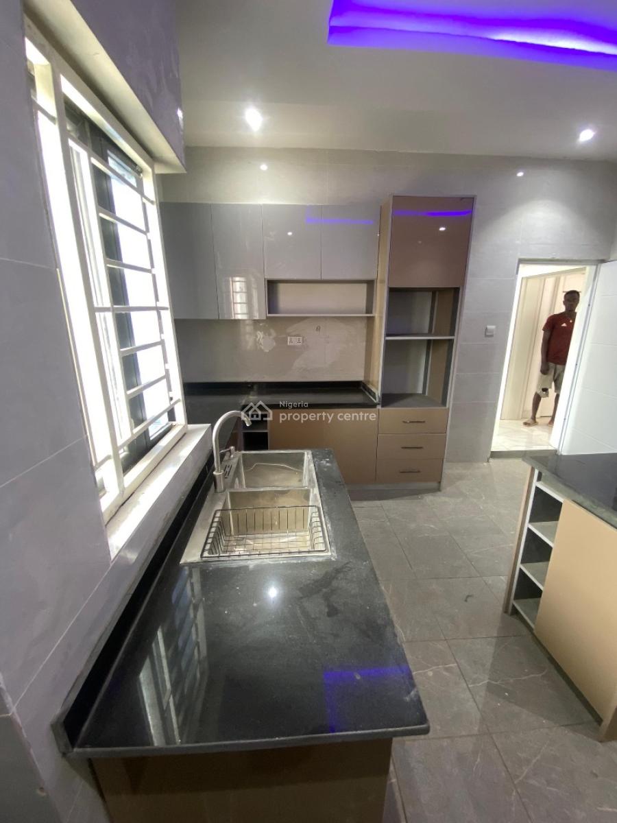 Exclusive Luxury Terraces in Gaduwa  4-bedroom with Bq, Gaduwa, Abuja, Terraced Duplex for Sale