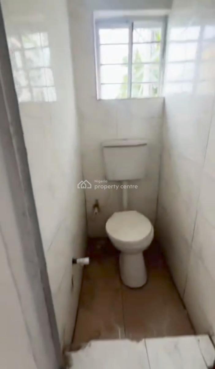 a Decent Lovely Mini Flat, Fola Agoro, Yaba, Lagos, Mini Flat (room and Parlour) for Rent