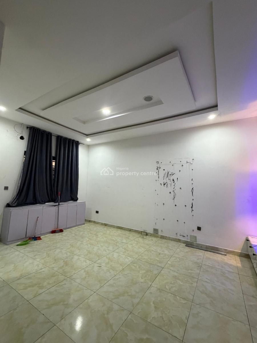 Spacious Master Bedroom in a Shared Apartment, Harris Drive, Vgc, Lekki, Lagos, Self Contain (single Rooms) for Rent