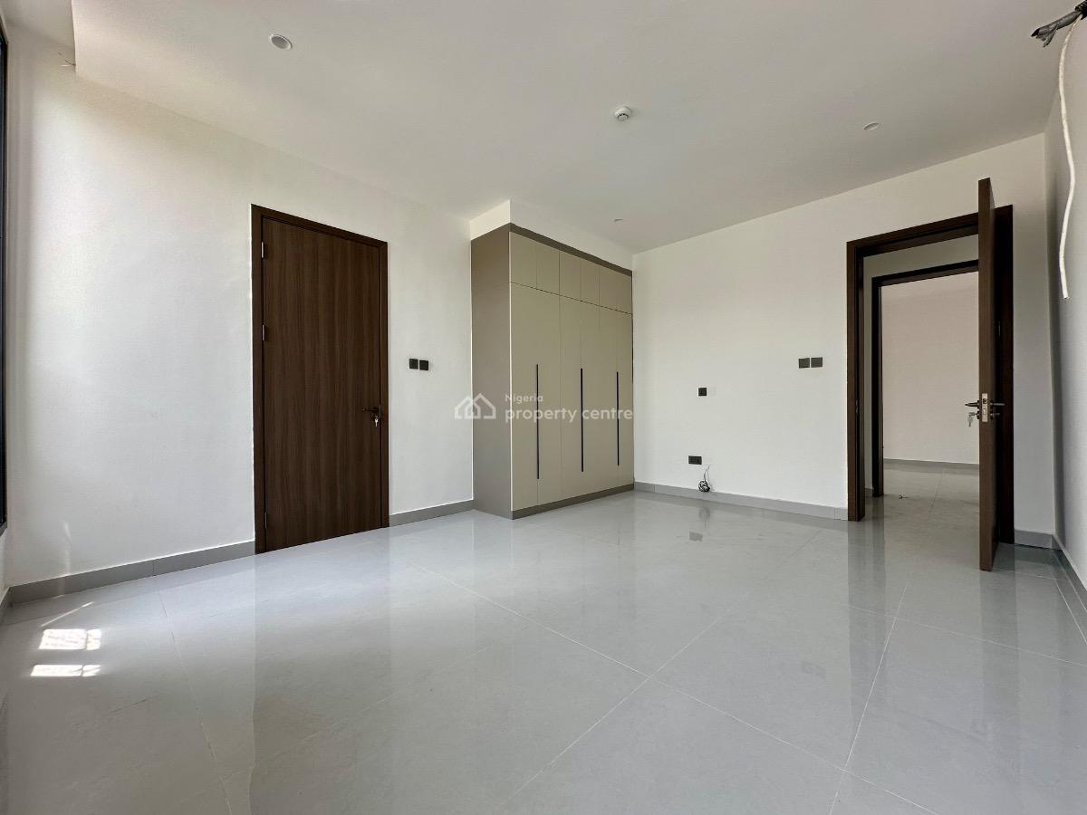 Brand New 2 Bedrooms Apartment, Lekki Phase 1, Lekki, Lagos, Flat / Apartment for Sale