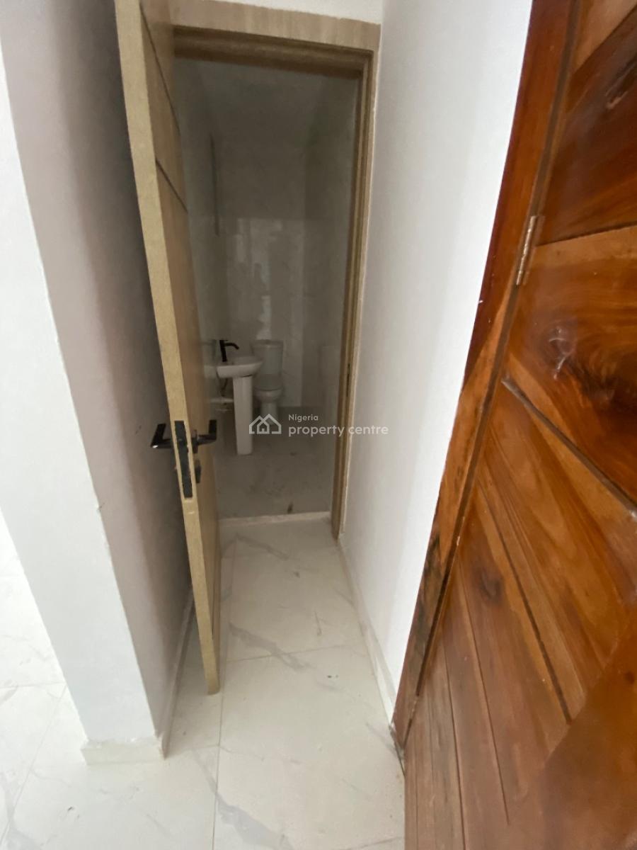 Newly Built 2 Bedroom, Ologolo, Lekki, Lagos, Flat / Apartment for Rent