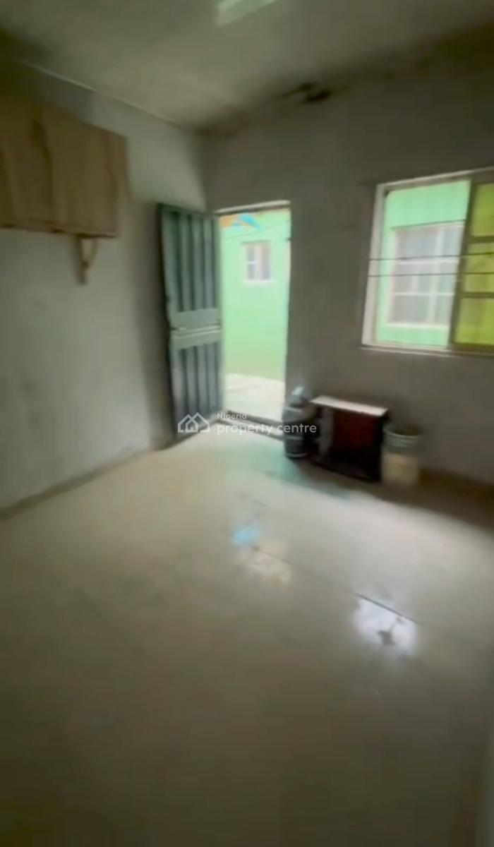 a Decent Lovely Room Self Contain, Off Morocco Road, Yaba, Lagos, Self Contain (single Rooms) for Rent