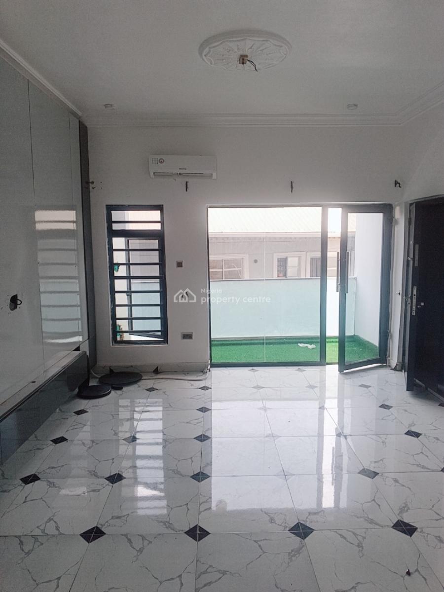 Luxury Serviced 2 Bedroom Apartment Partially Furnished, Chevron Toll Gate, Lekki, Lagos, Flat / Apartment for Rent