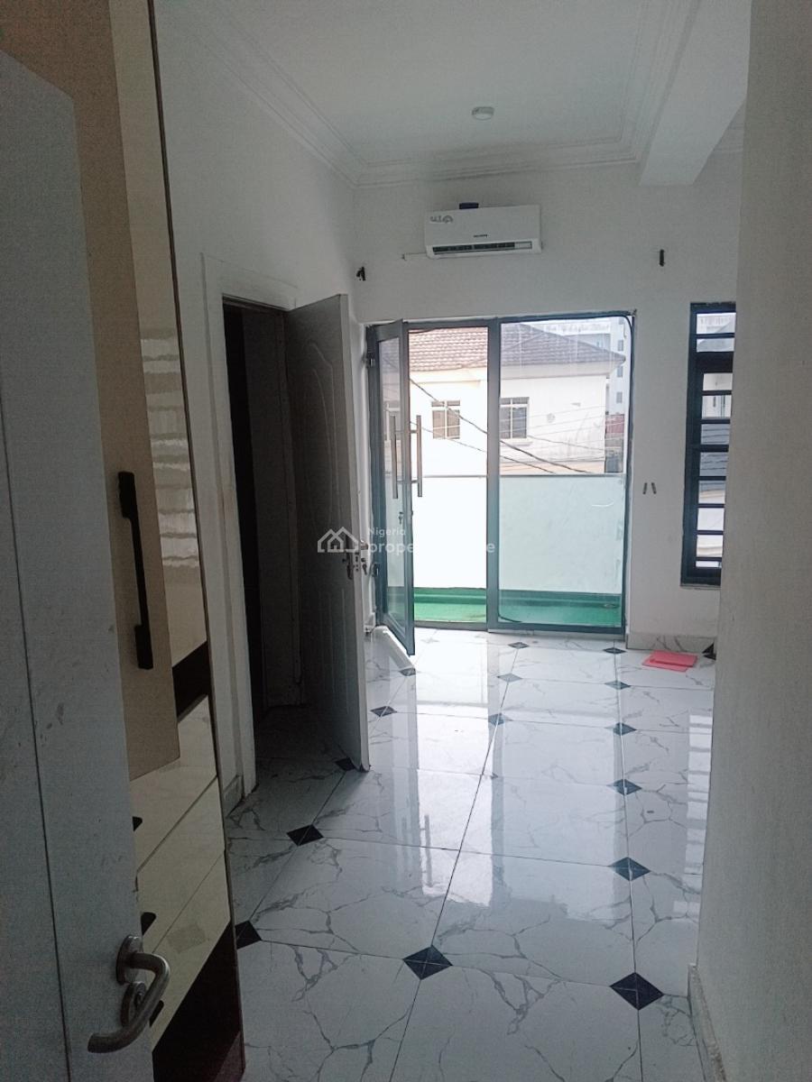 Luxury Serviced 2 Bedroom Apartment Partially Furnished, Chevron Toll Gate, Lekki, Lagos, Flat / Apartment for Rent