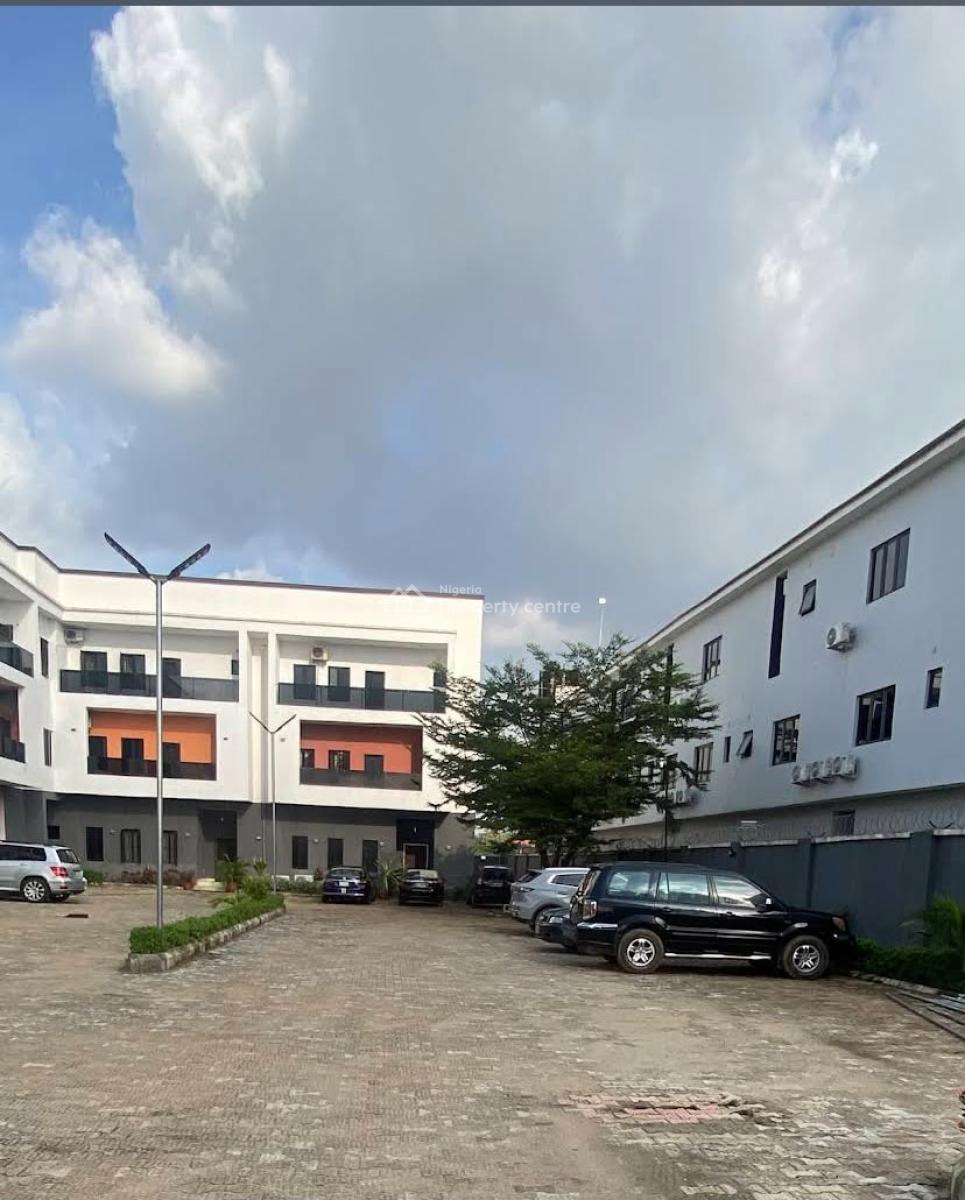 Luxury 3 Bedrooms Apartment, Jahi, Abuja, Block of Flats for Sale