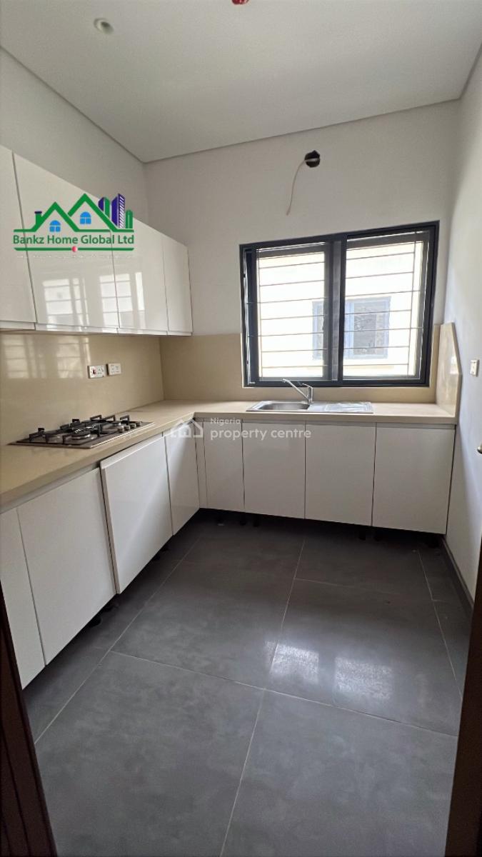 Very Spacious 5bedroom Fully Detached Duplex with 2 Boys Quarters, Lekki Phase 1, Lekki, Lagos, House for Sale