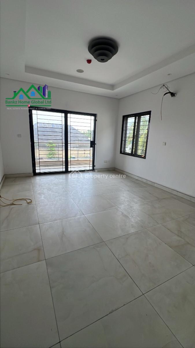 Very Spacious 5bedroom Fully Detached Duplex with 2 Boys Quarters, Lekki Phase 1, Lekki, Lagos, House for Sale