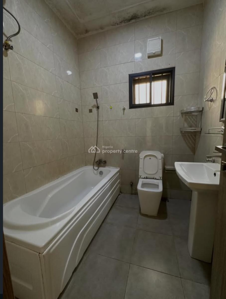 Luxury 3 Bedrooms Apartment, Jahi, Abuja, Block of Flats for Sale