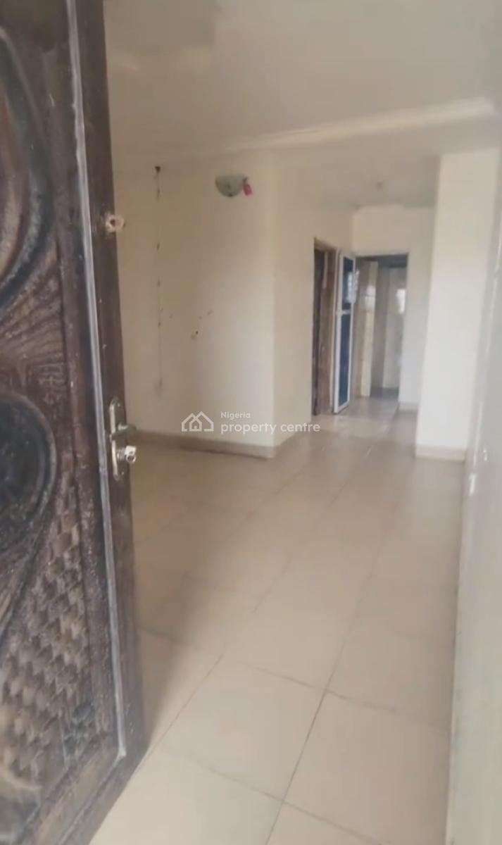 a Decent Lovely Mini Flat, Off Apata Road, Shomolu, Lagos, Mini Flat (room and Parlour) for Rent