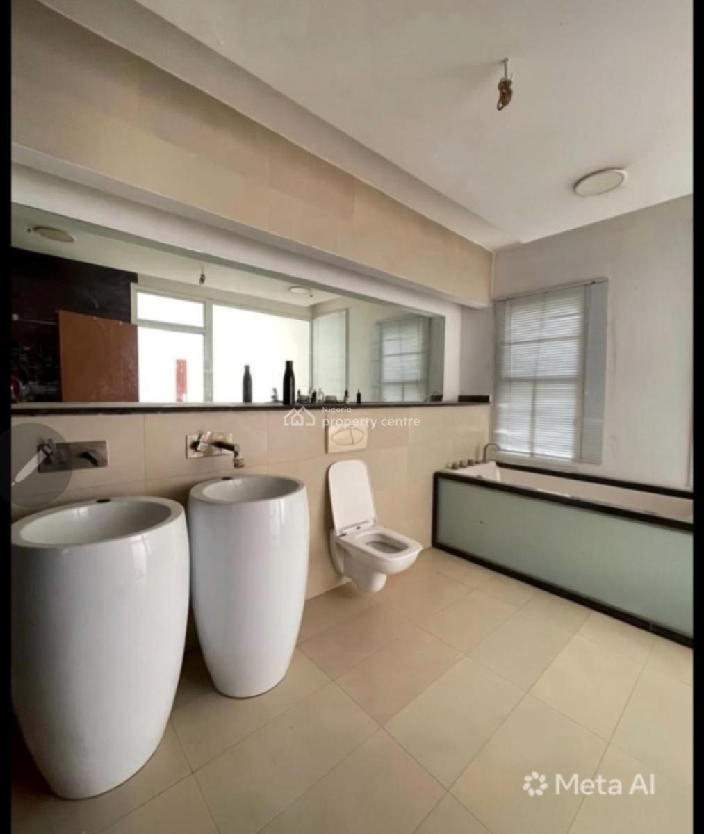 Luxury 3 Bedroom Penthouse Now Available, Off Admiralty, Lekki Phase 1, Lekki, Lagos, Flat / Apartment for Rent