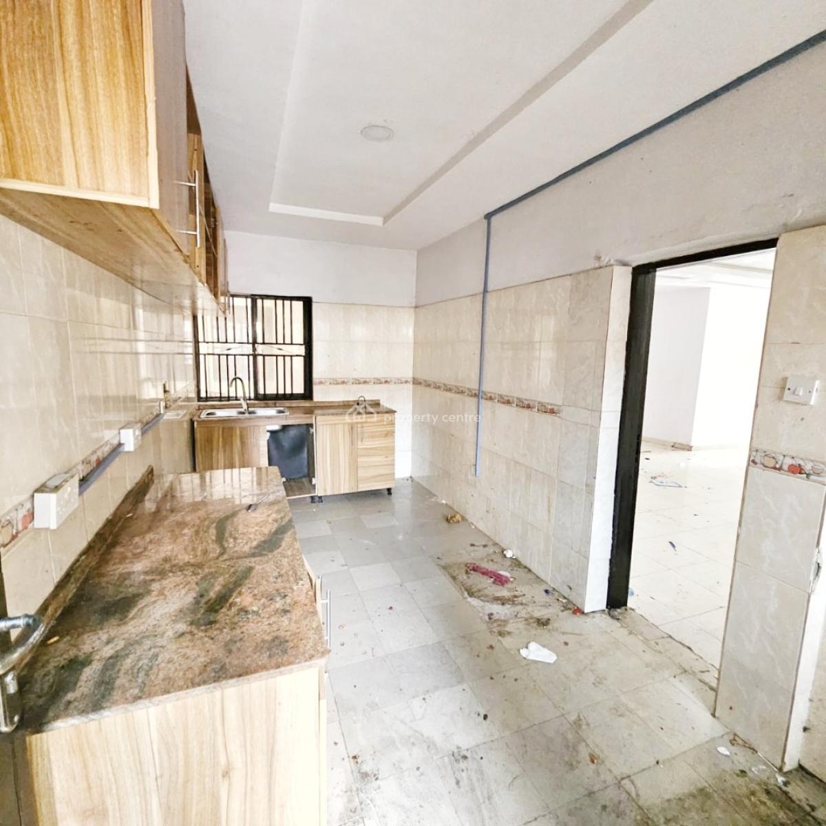 a Well Maintained Spacious 3 Bedroom Flat, Gra Phase 2, Magodo, Lagos, Flat / Apartment for Rent