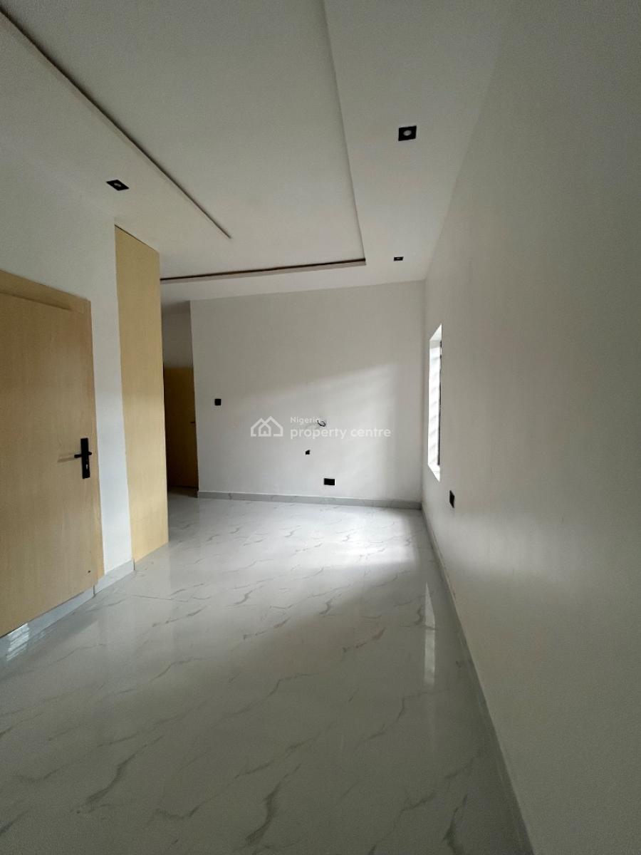 Modestly Finished 2 Bedroom Apartment, Orchid, Lekki, Lagos, Flat / Apartment for Sale