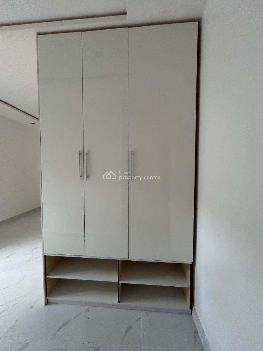 Modestly Finished 2 Bedroom Apartment, Orchid, Lekki, Lagos, Flat / Apartment for Sale
