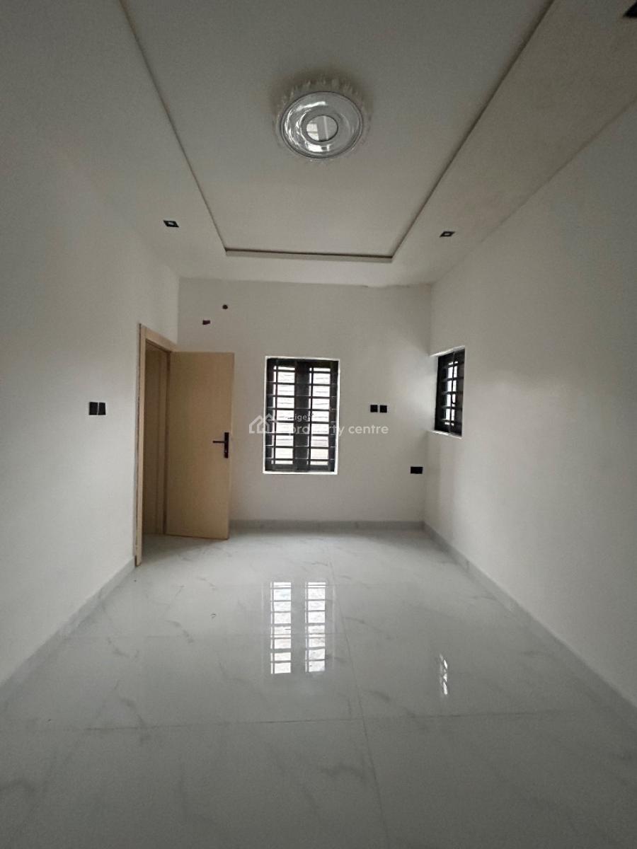 Modestly Finished 2 Bedroom Apartment, Orchid, Lekki, Lagos, Flat / Apartment for Sale