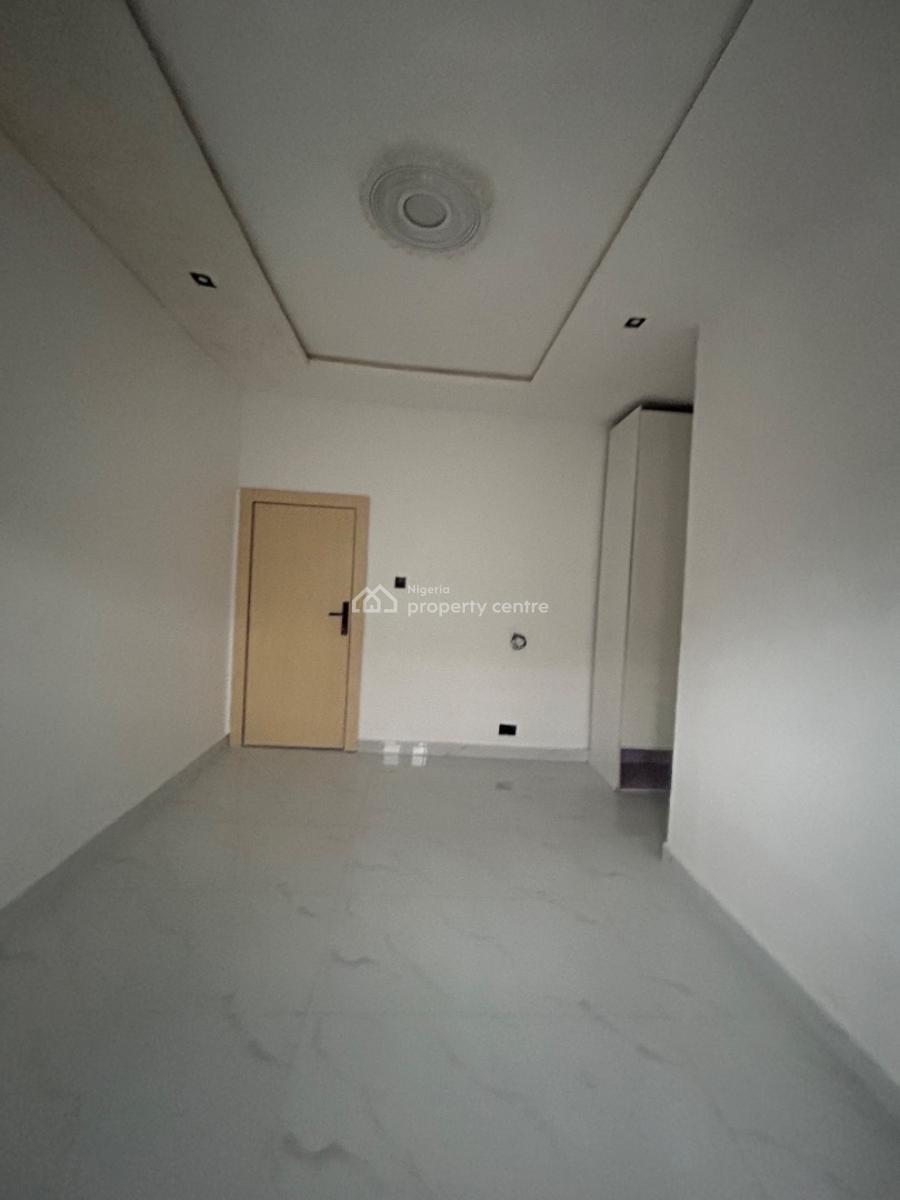 Modestly Finished 2 Bedroom Apartment, Orchid, Lekki, Lagos, Flat / Apartment for Sale