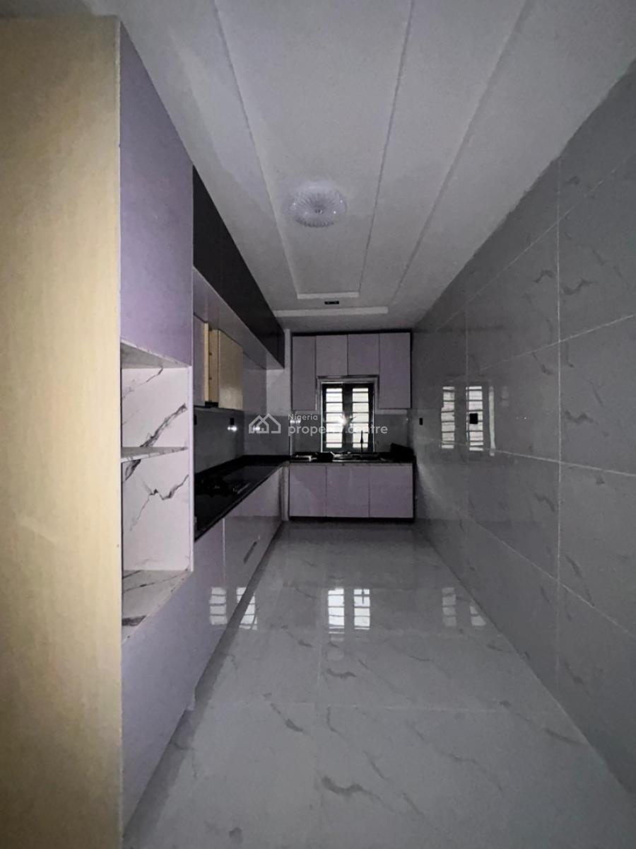 Modestly Finished 2 Bedroom, Orchid, Lekki, Lagos, Flat / Apartment for Sale