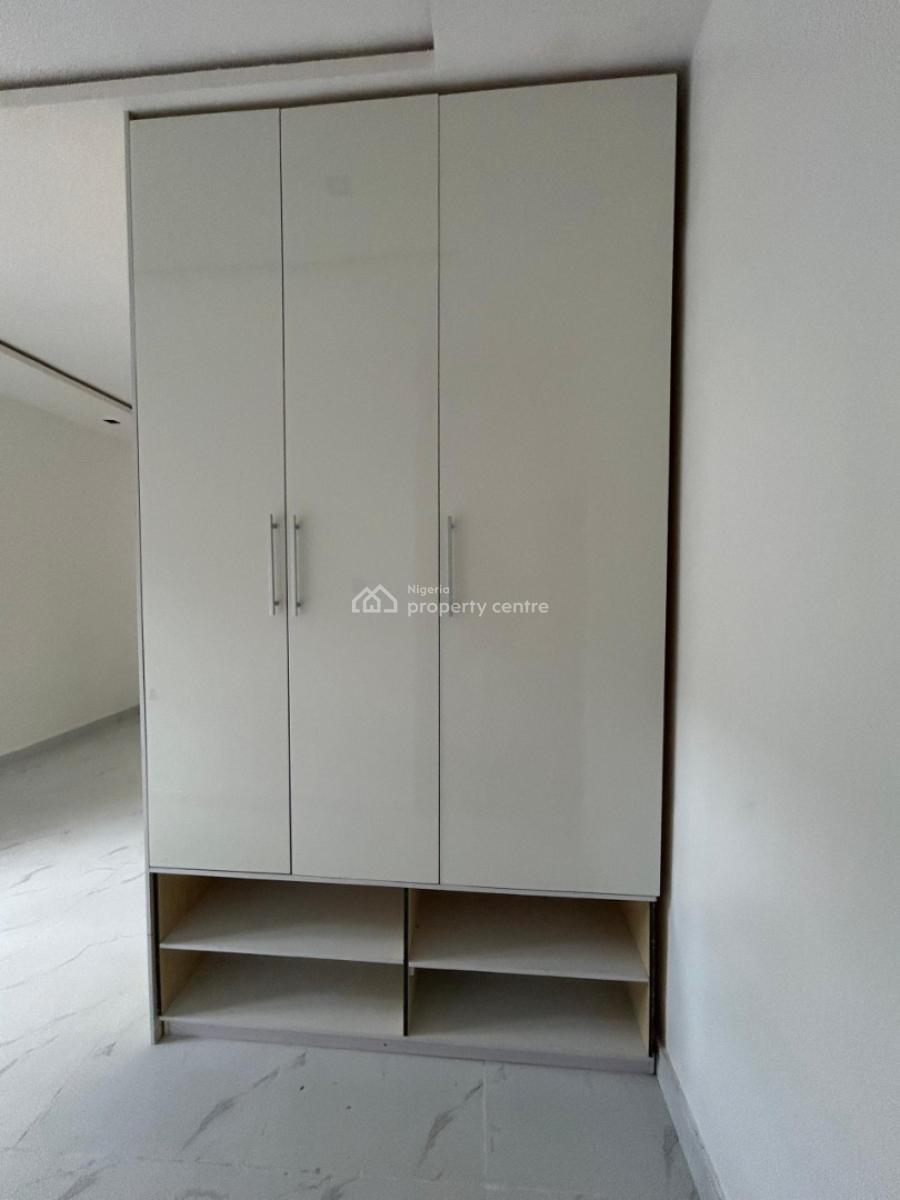 Modestly Finished 2 Bedroom, Orchid, Lekki, Lagos, Flat / Apartment for Sale