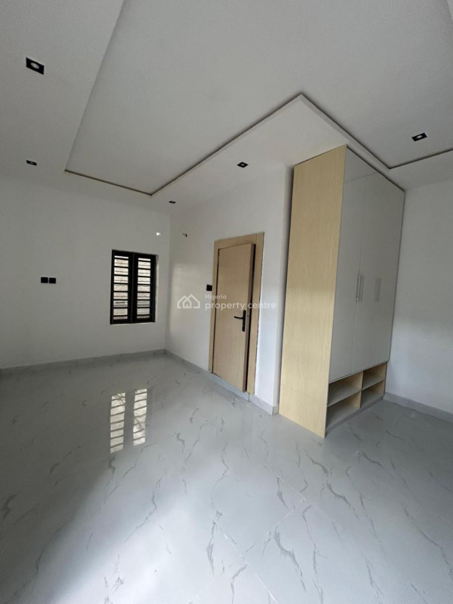 Modestly Finished 2 Bedroom, Orchid, Lekki, Lagos, Flat / Apartment for Sale