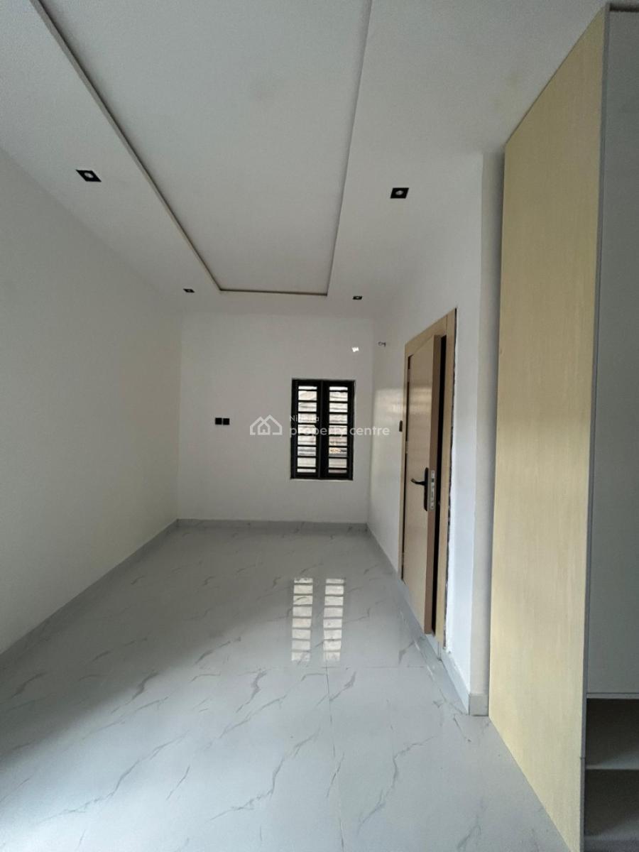 Modestly Finished 2 Bedroom, Orchid, Lekki, Lagos, Flat / Apartment for Sale