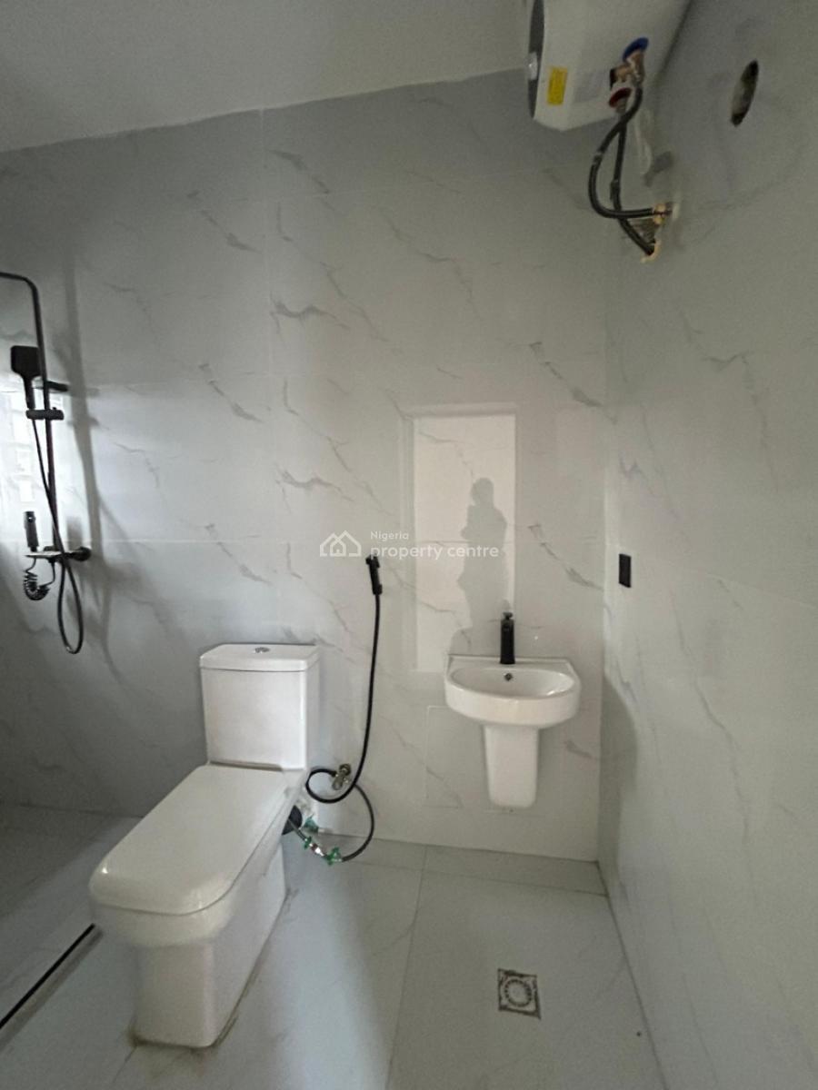 Modestly Finished 2 Bedroom, Orchid, Lekki, Lagos, Flat / Apartment for Sale