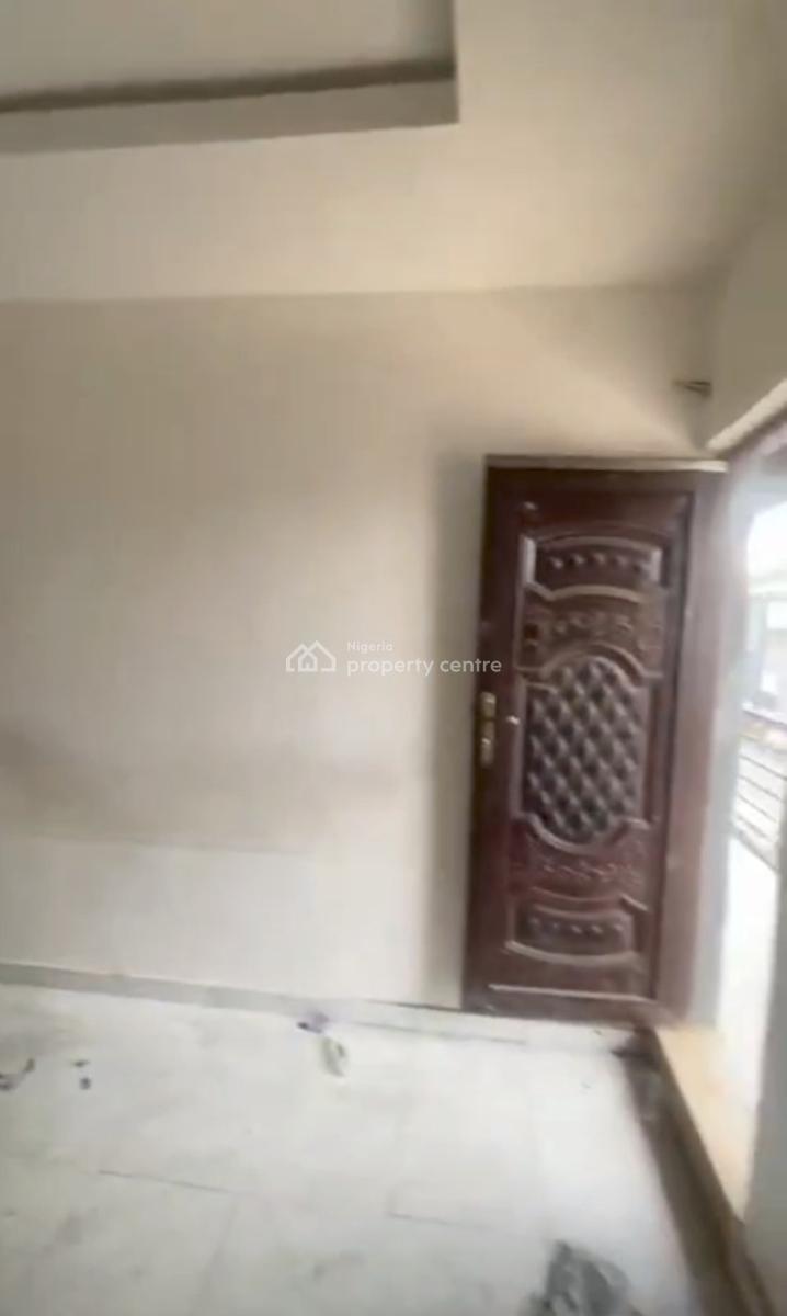 a Decent Lovely Mini Flat, Ilupeju Palmgroove, Shomolu, Lagos, Mini Flat (room and Parlour) for Rent