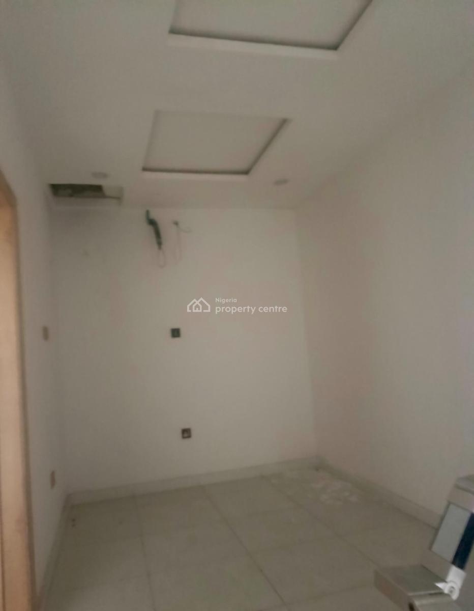 Newly Built , Stunning 3 Bedroom Maisonette, Orchid, Lekki, Lagos, Block of Flats for Sale