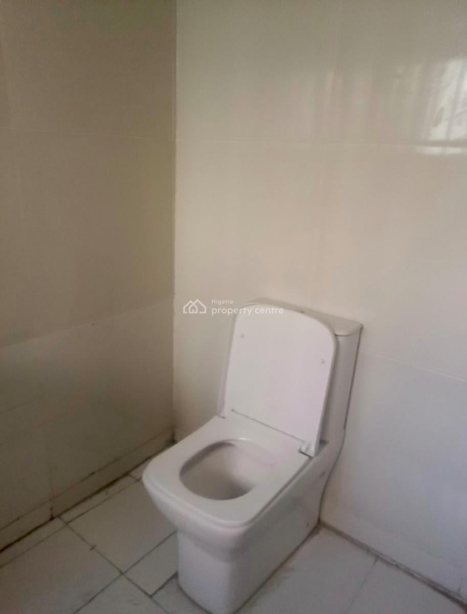Newly Built , Stunning 3 Bedroom Maisonette, Orchid, Lekki, Lagos, Block of Flats for Sale