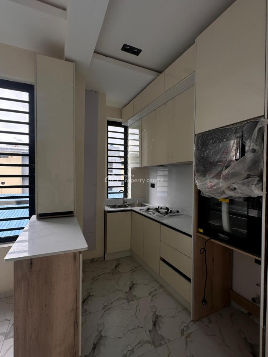 2 Bedroom Apartment with Swimming & Elevator, Orchid, Lekki, Lagos, Flat / Apartment for Sale
