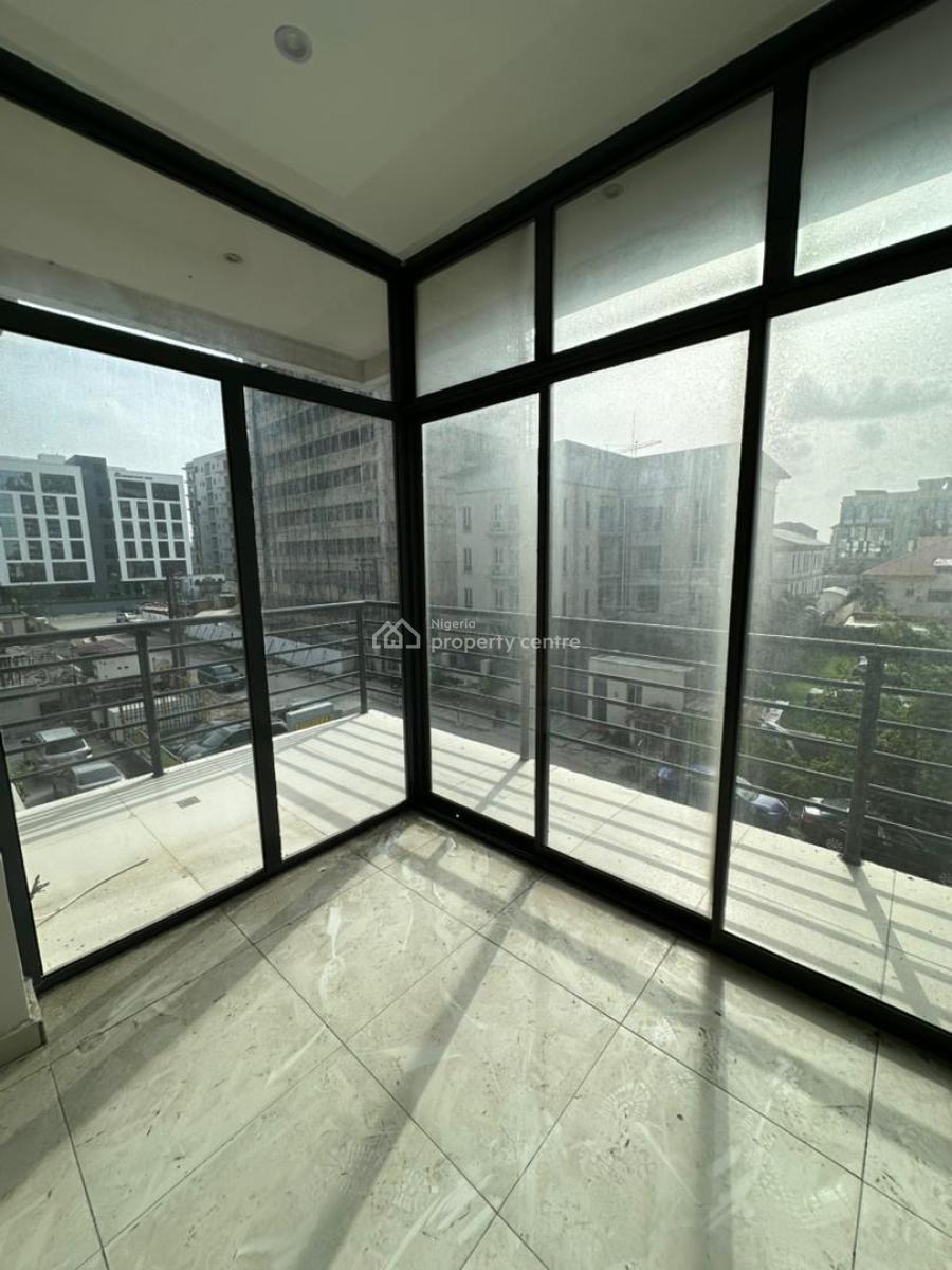 Newly Built 3 Bedroom Apartment + Bq, Swimming Pool, Gym, Lekki Phase 1, Lekki, Lagos, Flat / Apartment for Sale