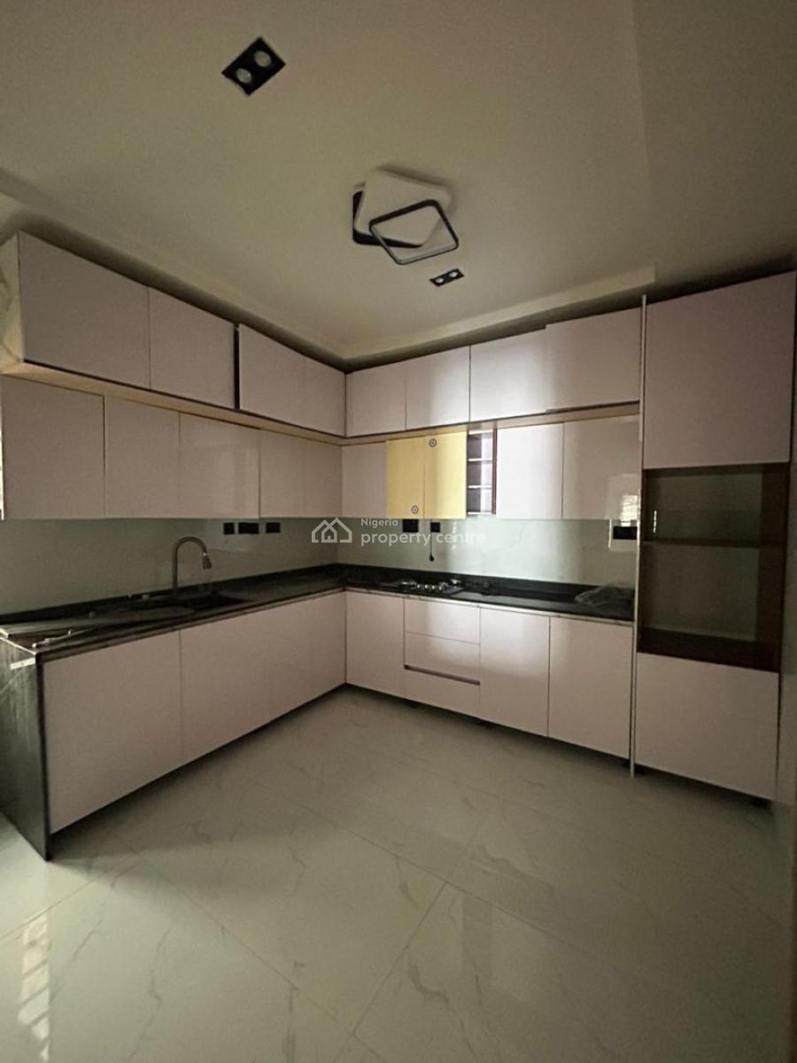 Modestly Built 3 Bedroom Apartment, Orchid, Lekki, Lagos, Flat / Apartment for Sale