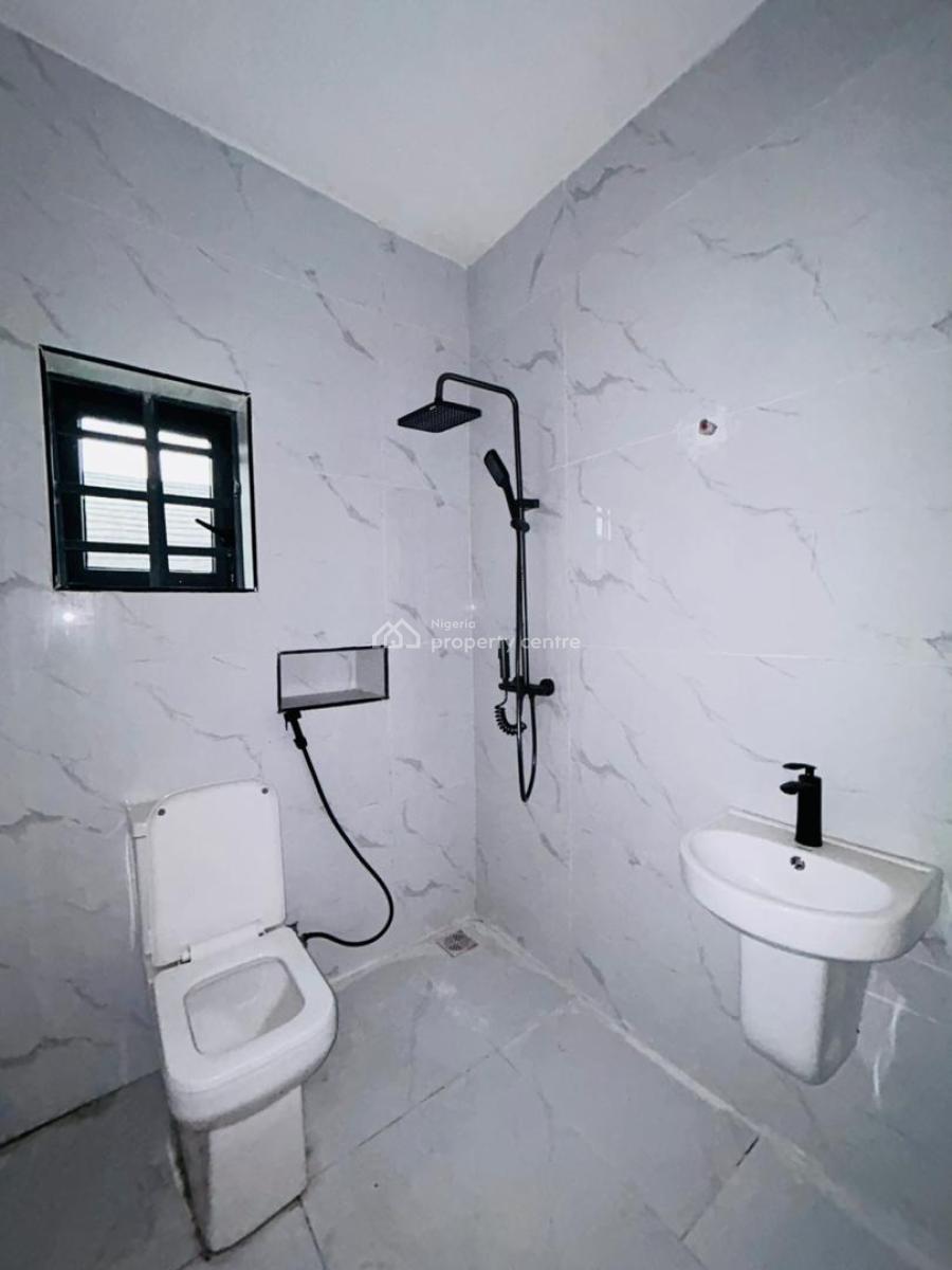 Modestly Built 3 Bedroom Apartment, Orchid, Lekki, Lagos, Flat / Apartment for Sale
