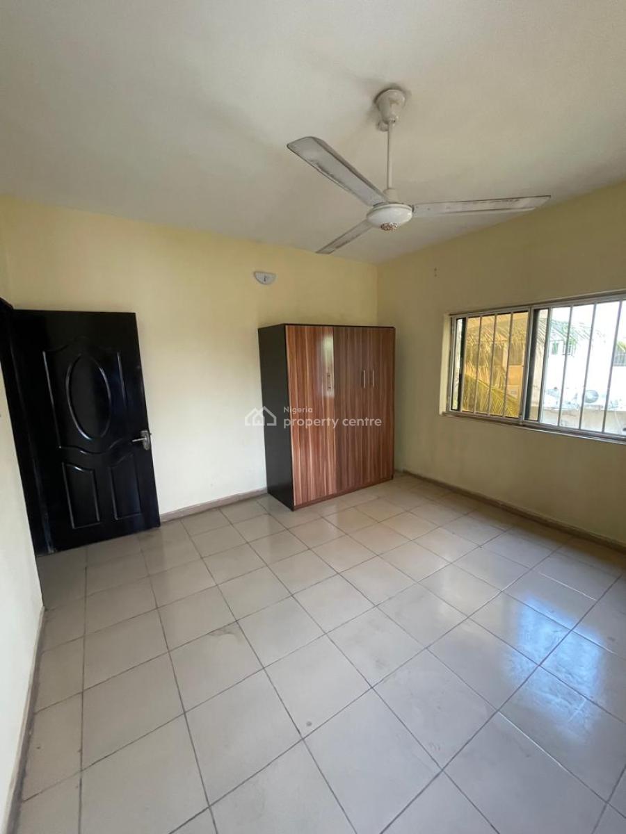 Spacious 3 Bedroom, Utako, Abuja, Flat / Apartment for Rent
